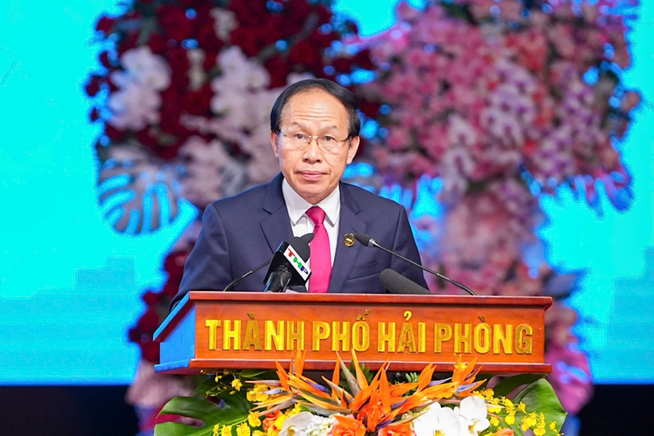 Đồng chí Lê Tiến Châu, Ủy viên Trung ương Đảng, Bí thư Thành ủy Hải Phòng phát biểu tại Hội nghị Đồng chí Lê Tiến Châu, Ủy viên Trung ương Đảng, Bí thư Thành ủy Hải Phòng phát biểu tại Hội nghị
