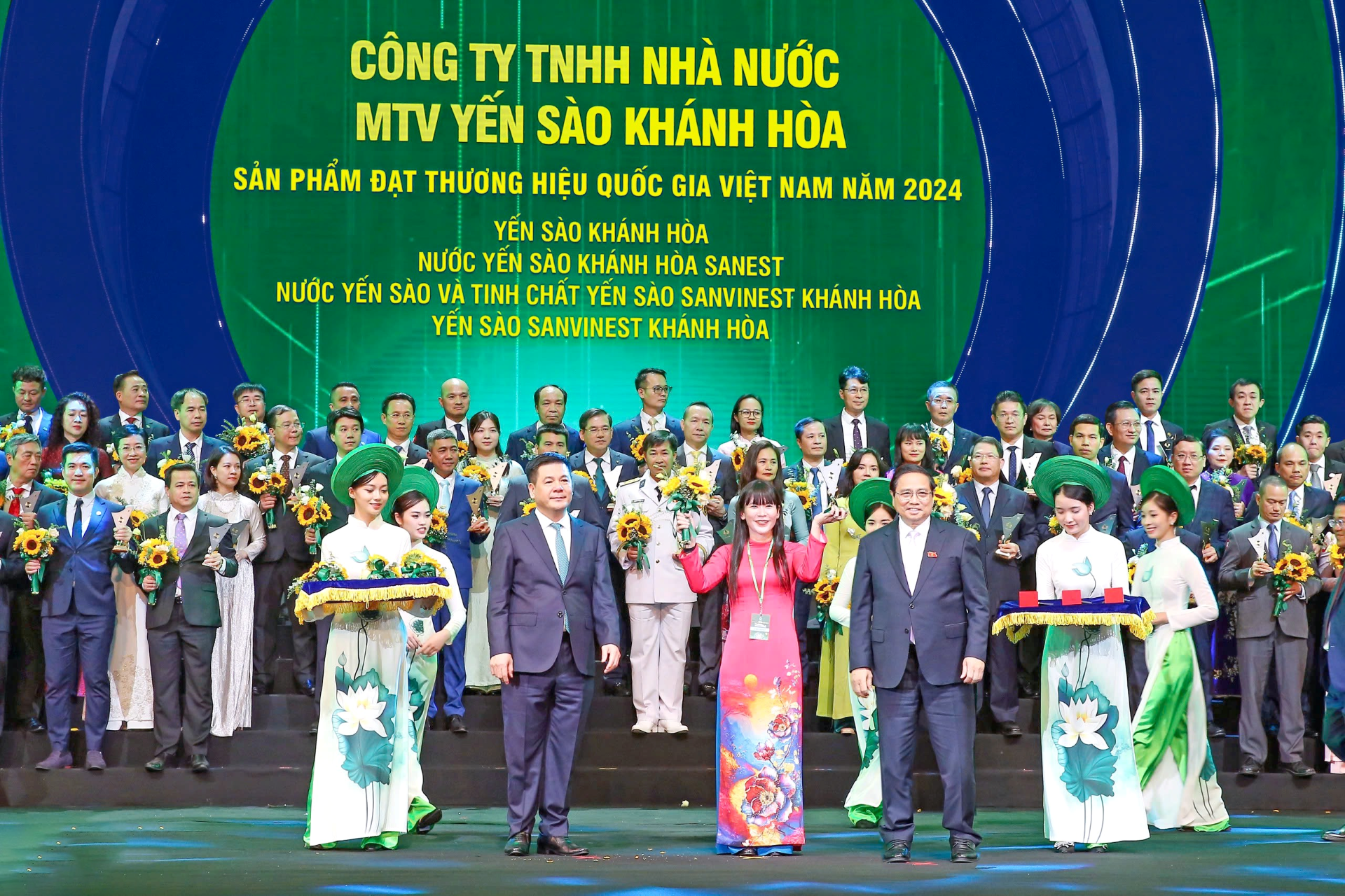 Những sản phẩm “Vươn mình tiến vào kỷ nguyên xanh” - Bài 17: Yến sào Khánh Hòa