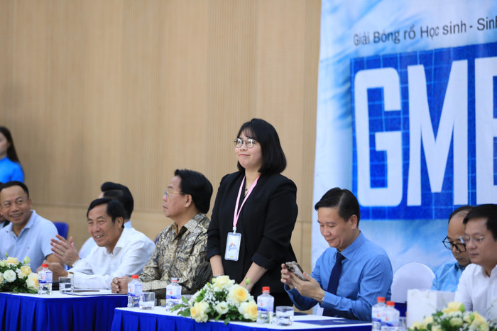 B&agrave; Nguyễn Mai T&acirc;m - Gi&aacute;m đốc Học viện B&oacute;ng rổ MVP, trực thuộc C&ocirc;ng ty Tr&aacute;ch nhiệm hữu hạn MTV M4V