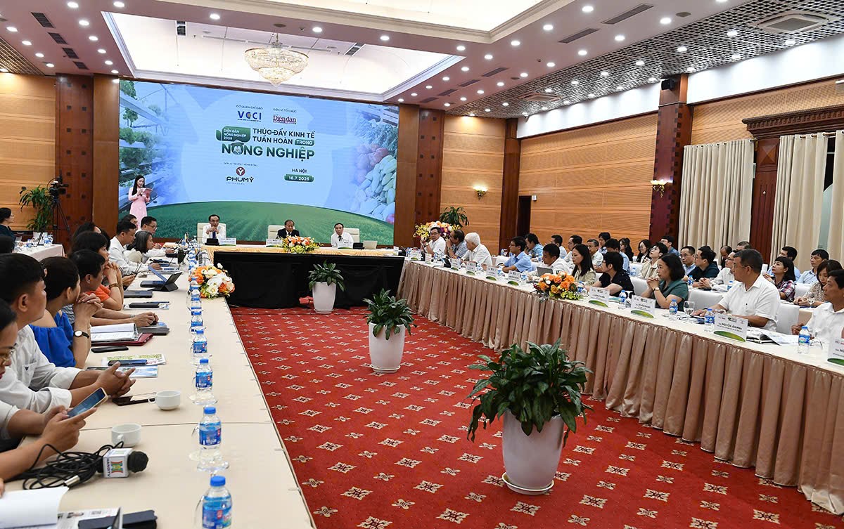 Toàn cảnh Diễn đàn Nông nghiệp 2025: Thúc đẩy kinh tế tuần hoàn trong nông nghiệp Toàn cảnh Diễn đàn Nông nghiệp 2025: Thúc đẩy kinh tế tuần hoàn trong nông nghiệp