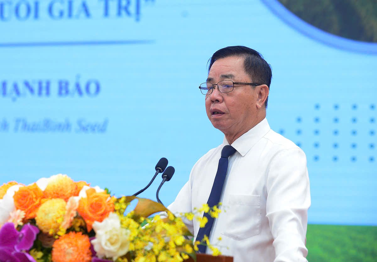 Anh hùng Lao động Trần Mạnh Báo, Chủ tịch VSTA, Chủ tịch ThaiBinh Seed phát biểu tại Diễn đàn Anh hùng Lao động Trần Mạnh Báo, Chủ tịch VSTA, Chủ tịch ThaiBinh Seed phát biểu tại Diễn đàn