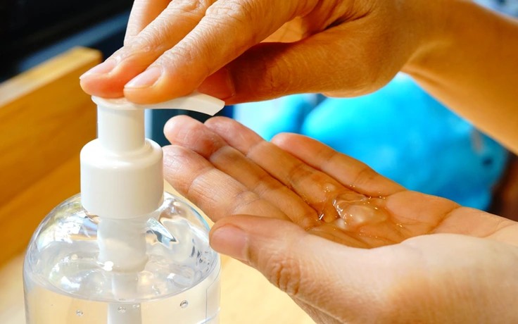 Tiêu hủy lô nước rửa tay chứa 3 chất không có trong thành phần công bố