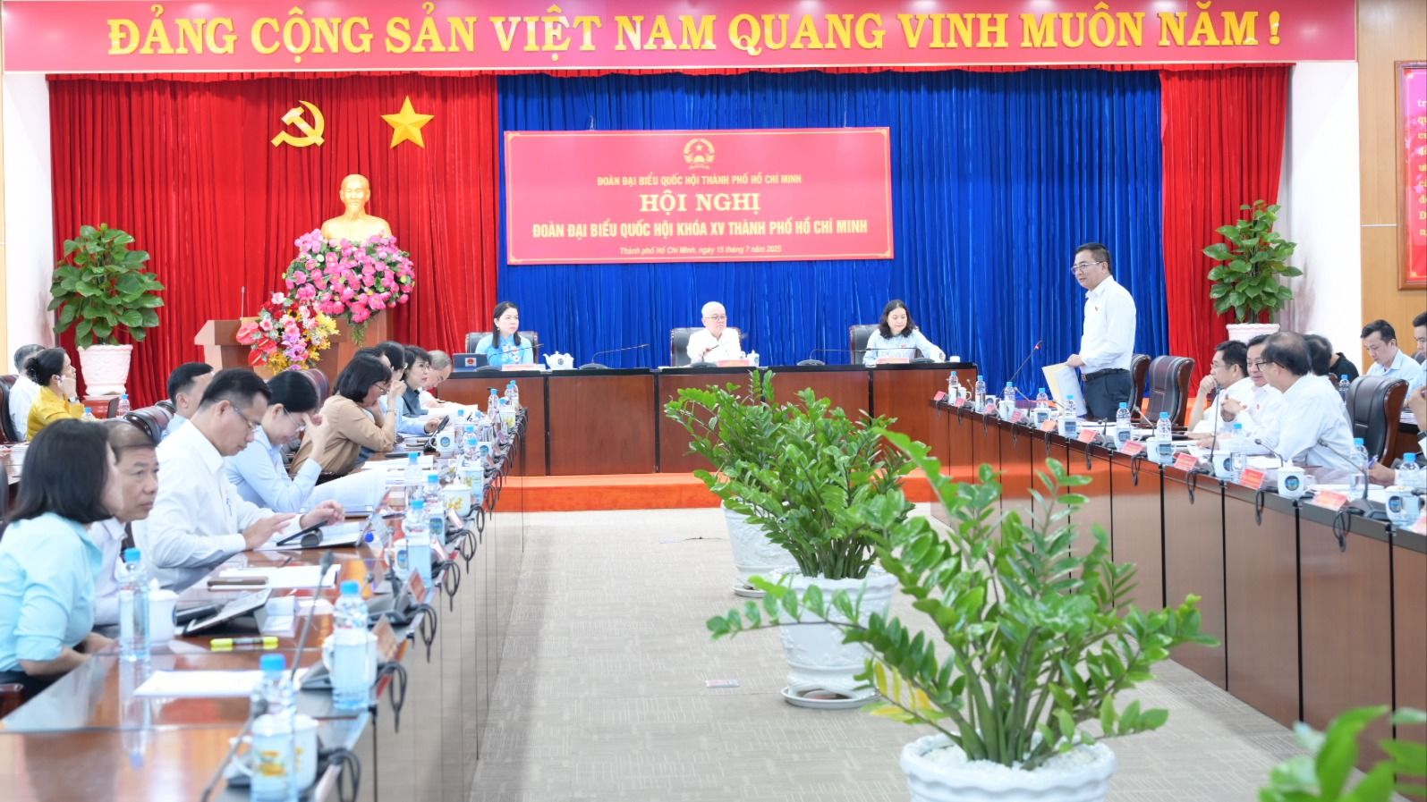 Đoàn ĐBQH TP. Hồ Chí Minh tăng cường giám sát những việc cử tri và người dân quan tâm