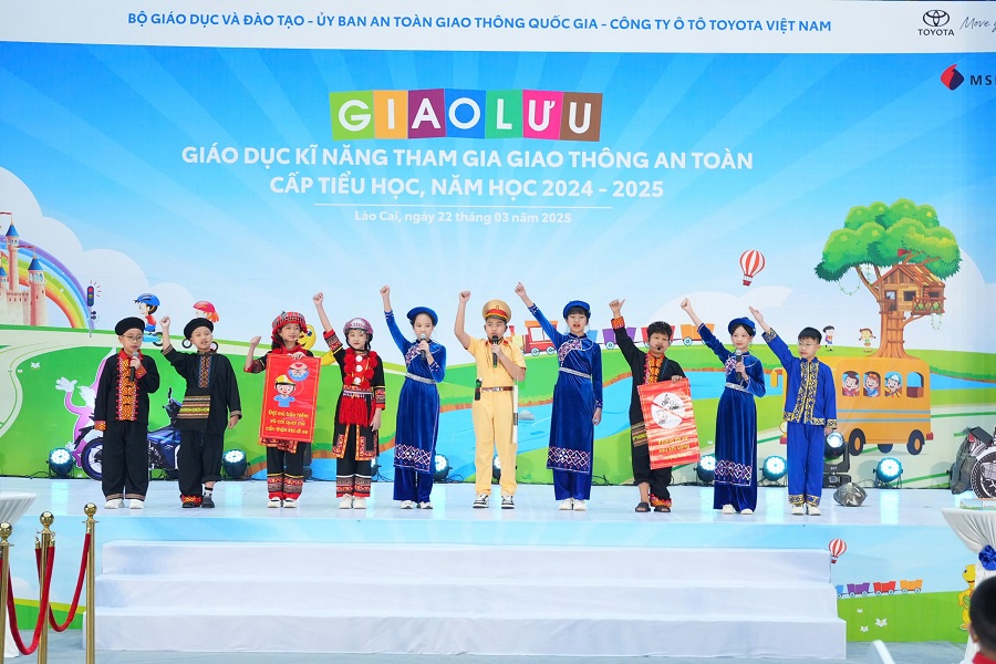 Chương trình “Toyota cùng em học An toàn giao thông” Chương trình “Toyota cùng em học An toàn giao thông”