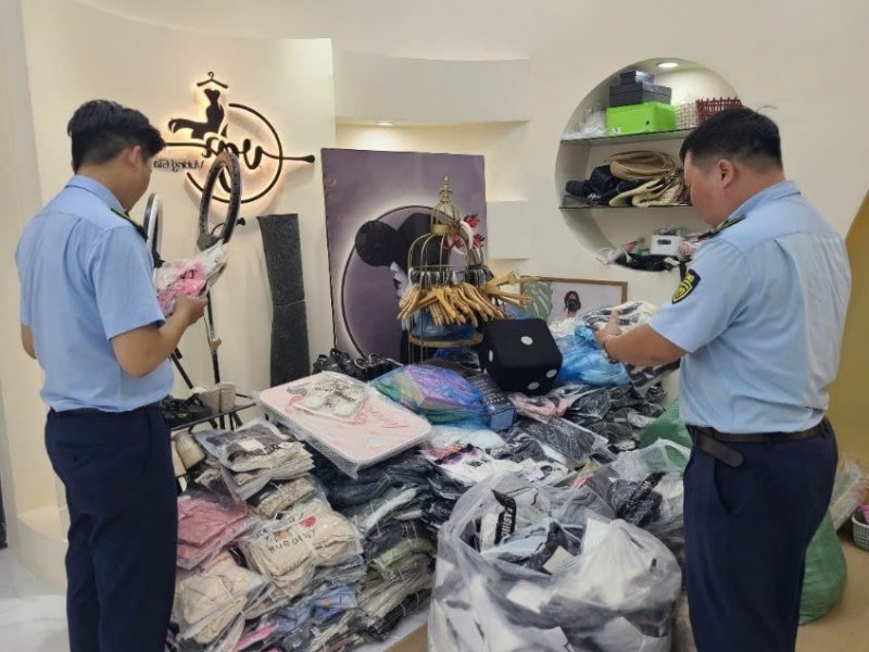 Kiểm tra hàng hóa Kiểm tra hàng hóa