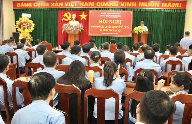 Quang cảnh buổi lễ. Ảnh: Nhị Hiền