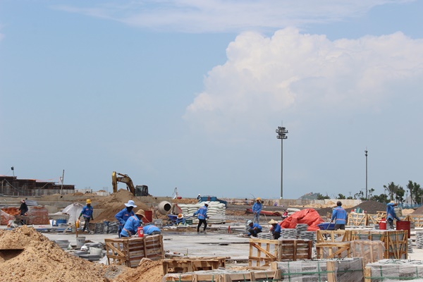 Lực lượng thi công tại công trường