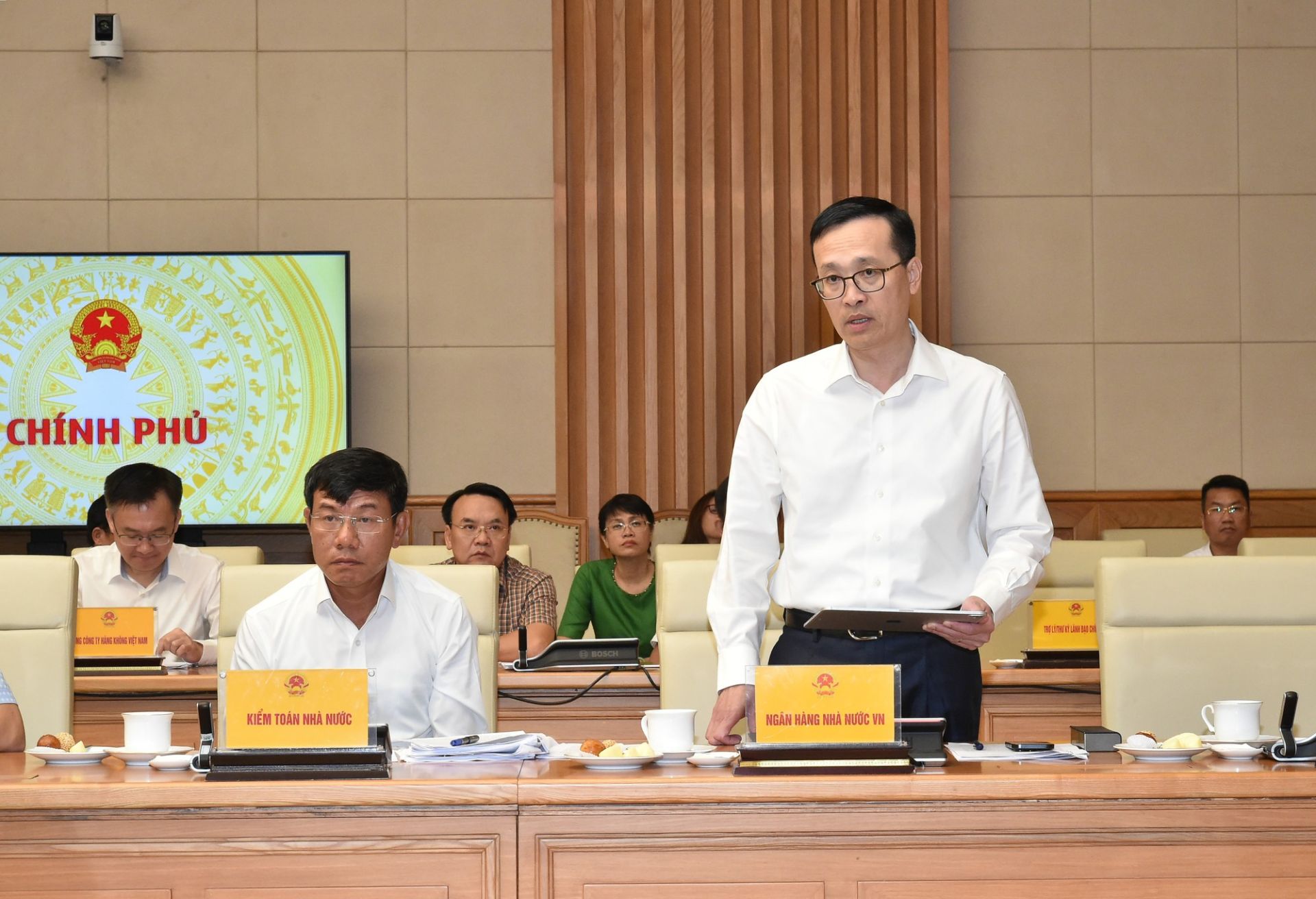 Đại diện các bộ ngành, địa phương góp ý 3 dự thảo. Đại diện các bộ ngành, địa phương góp ý 3 dự thảo.