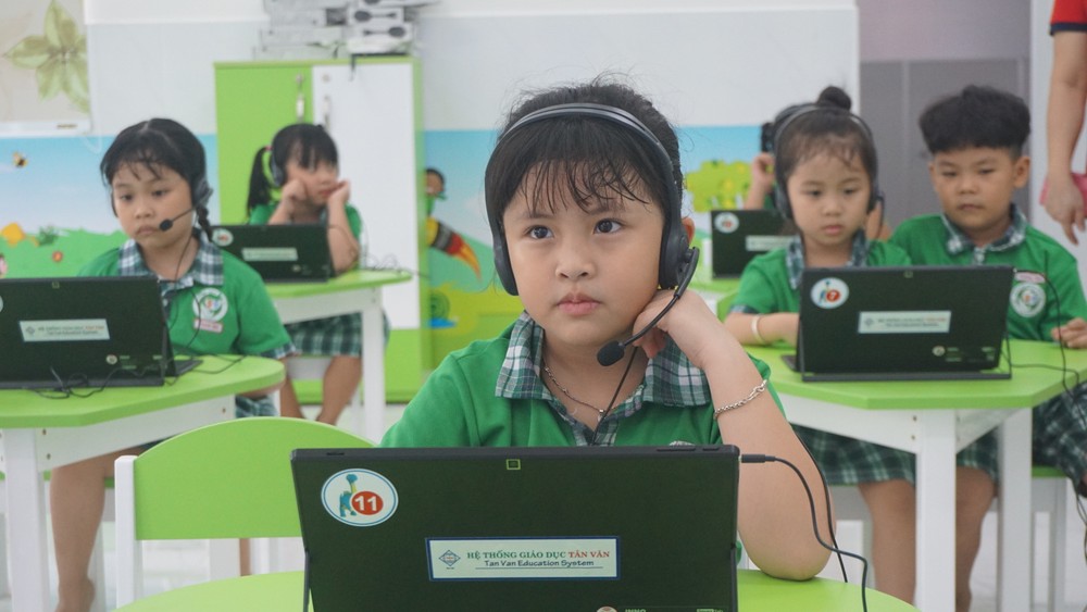 TP. Hồ Chí Minh dự kiến có hơn 2,5 triệu học sinh năm học 2025 - 2026