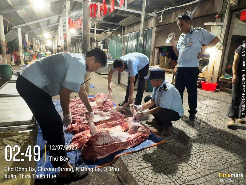Cần sử dụng thịt heo có nguồn gốc, đã được kiểm dịch Cần sử dụng thịt heo có nguồn gốc, đã được kiểm dịch