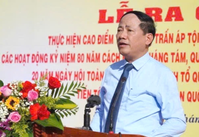 Chủ tịch UBND tỉnh Phạm Anh Tuấn phát biểu chỉ đạo tại Lễ ra quân.