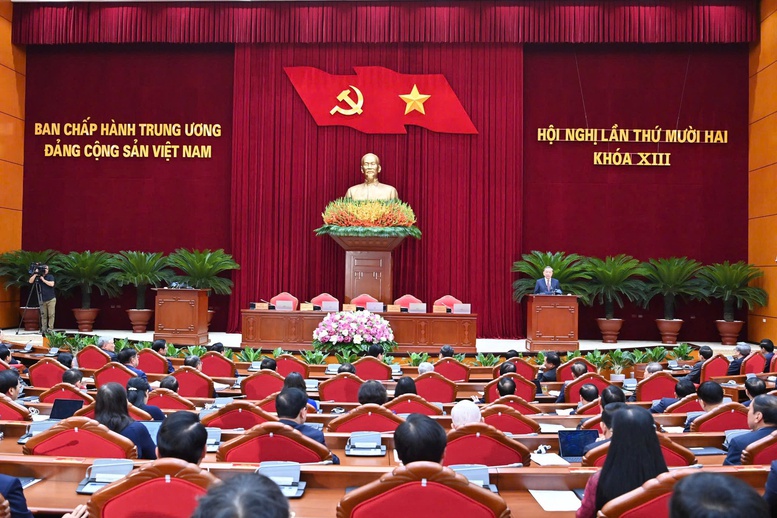 Tổng Bí thư Tô Lâm đề nghị các cấp ủy, tổ chức đảng và cả hệ thống chính trị tập trung Tổ chức quán triệt sâu rộng các kết luận của Hội nghị Trung ương 12, bảo đảm mỗi cán bộ, đảng viên hiểu đúng, thực hiện đúng, đồng thuận cao - Ảnh: VGP/Nhật Bắc