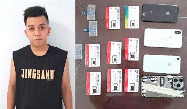 Nguyễn Việt Hoàng và tang vật vụ án. Ảnh: Công an