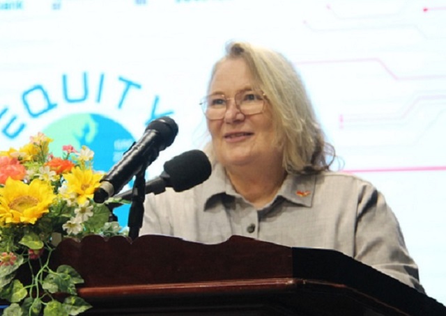 Bà Vibeke Holtum Bendix Nørgaard phát biểu tại Lễ bế mạc. Ảnh: T.M