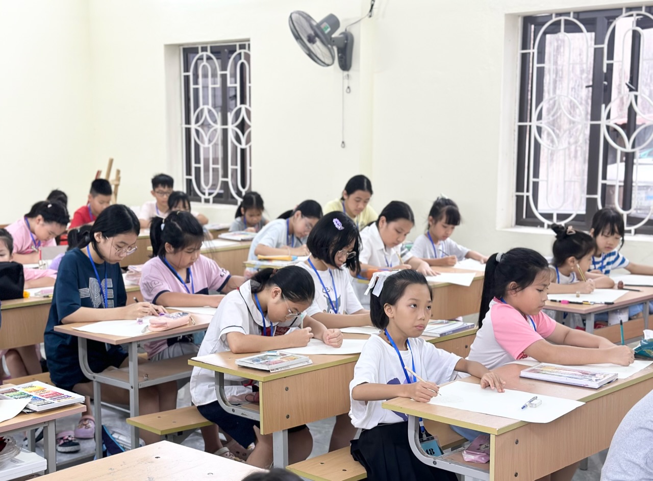 Hội thi vẽ tranh với chủ đề “Họa sĩ tương lai” năm 2025