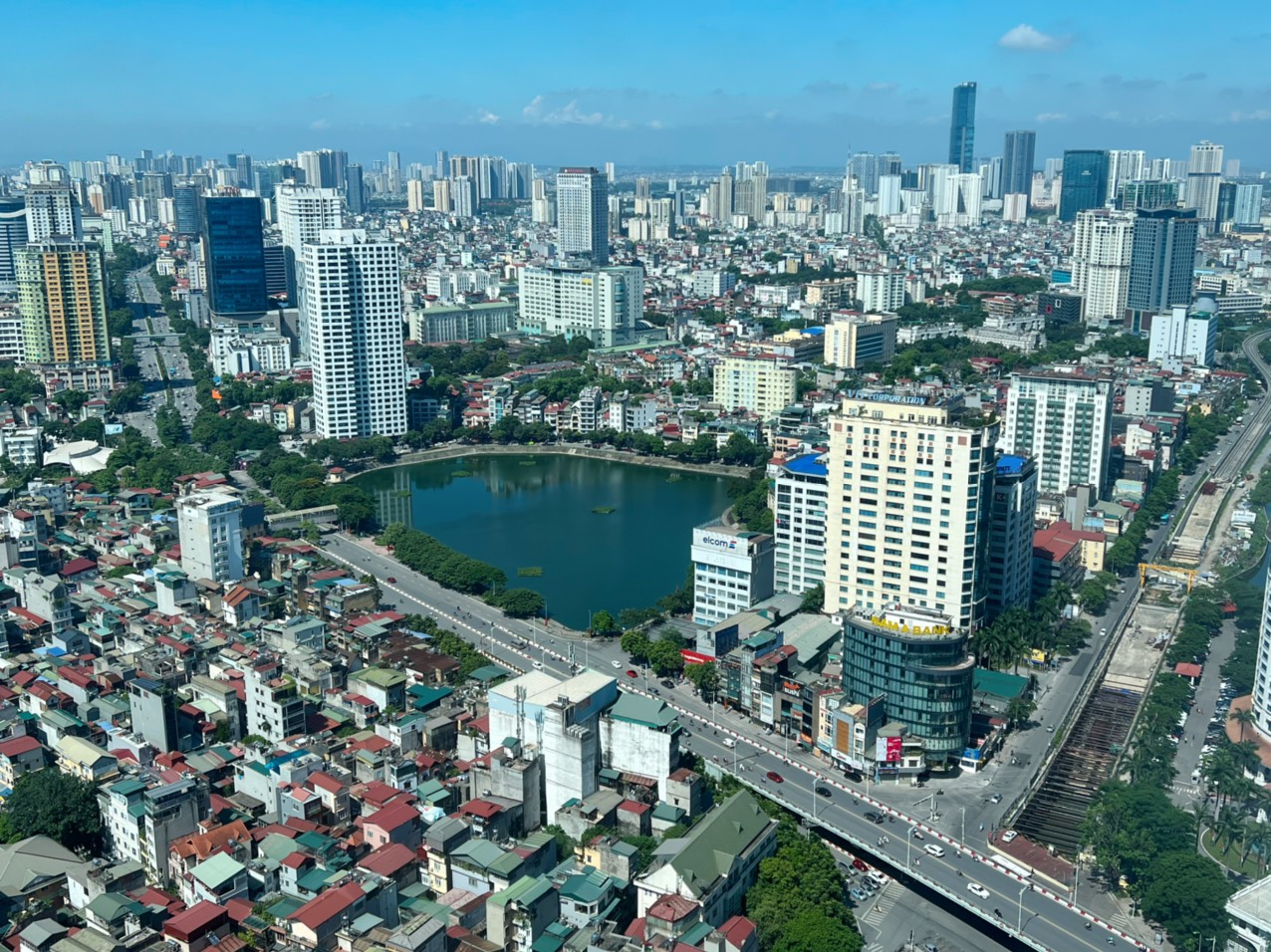 Dự thảo Văn kiện trình Đại hội Đảng lần thứ XIV: Tạo xung lực mới cho đất nước phát triển. Ảnh VGP.