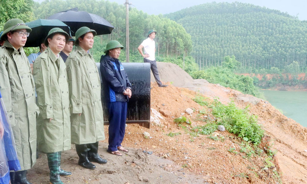 Bắc Ninh: Huy động cả hệ thống chính trị tập trung ứng phó với bão số 3