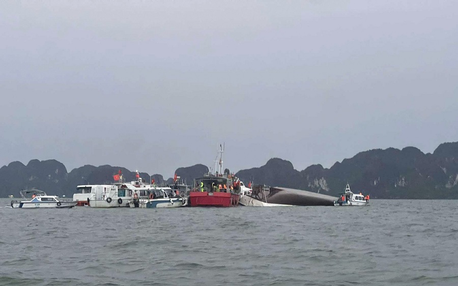 vụ tai nạn xảy ra với tàu Vịnh Xanh 58 (biển kiểm soát QN-7105) khiến hàng chục người thương vong trên Vịnh Hạ Long vụ tai nạn xảy ra với tàu Vịnh Xanh 58 (biển kiểm soát QN-7105) khiến hàng chục người thương vong trên Vịnh Hạ Long