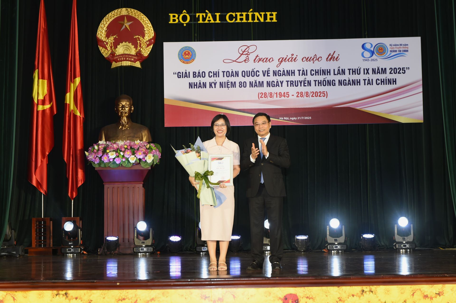 Trao giải cuộc thi “Giải báo chí toàn quốc về ngành Tài chính lần thứ IX năm 2025”