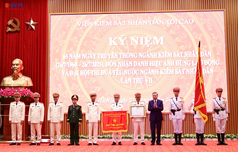 Tổng Bí thư Tô Lâm: Cán bộ kiểm sát phải dũng khí bảo vệ cái đúng, kiên quyết đấu tranh cái sai