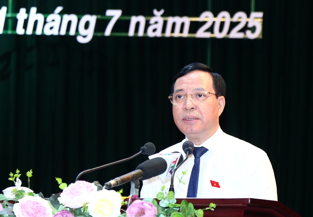 Lại Thế Nguyên, Phó Bí thư Thường trực Tỉnh ủy, Chủ tịch HĐND tỉnh phát biểu bế mạc kỳ họp