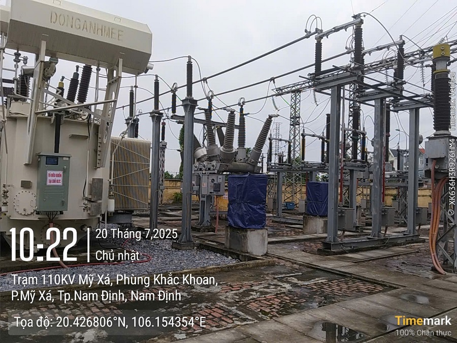 Các đơn vị chủ động gia cố thiết bị, bảo vệ nhà xưởng, kho bãi trước giờ bão đổ bộ