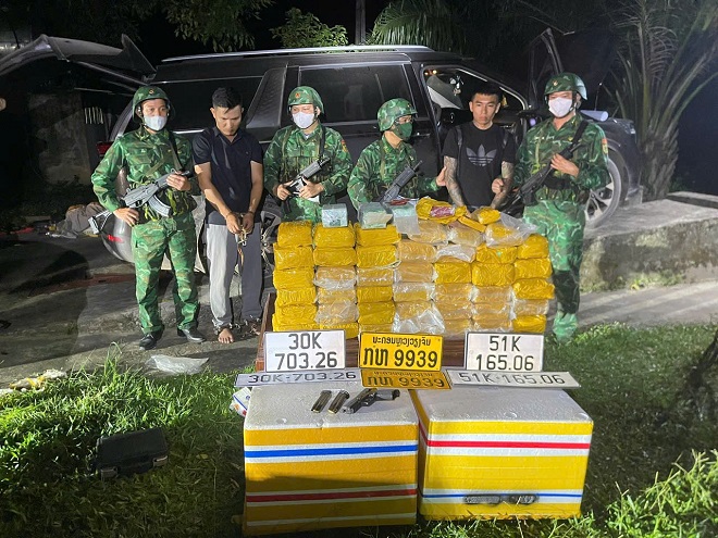 Hai đối tượng và tang vật bị thu giữ