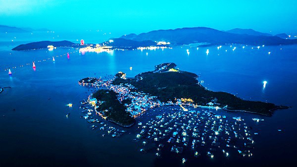 Vịnh Nha Trang về đêm