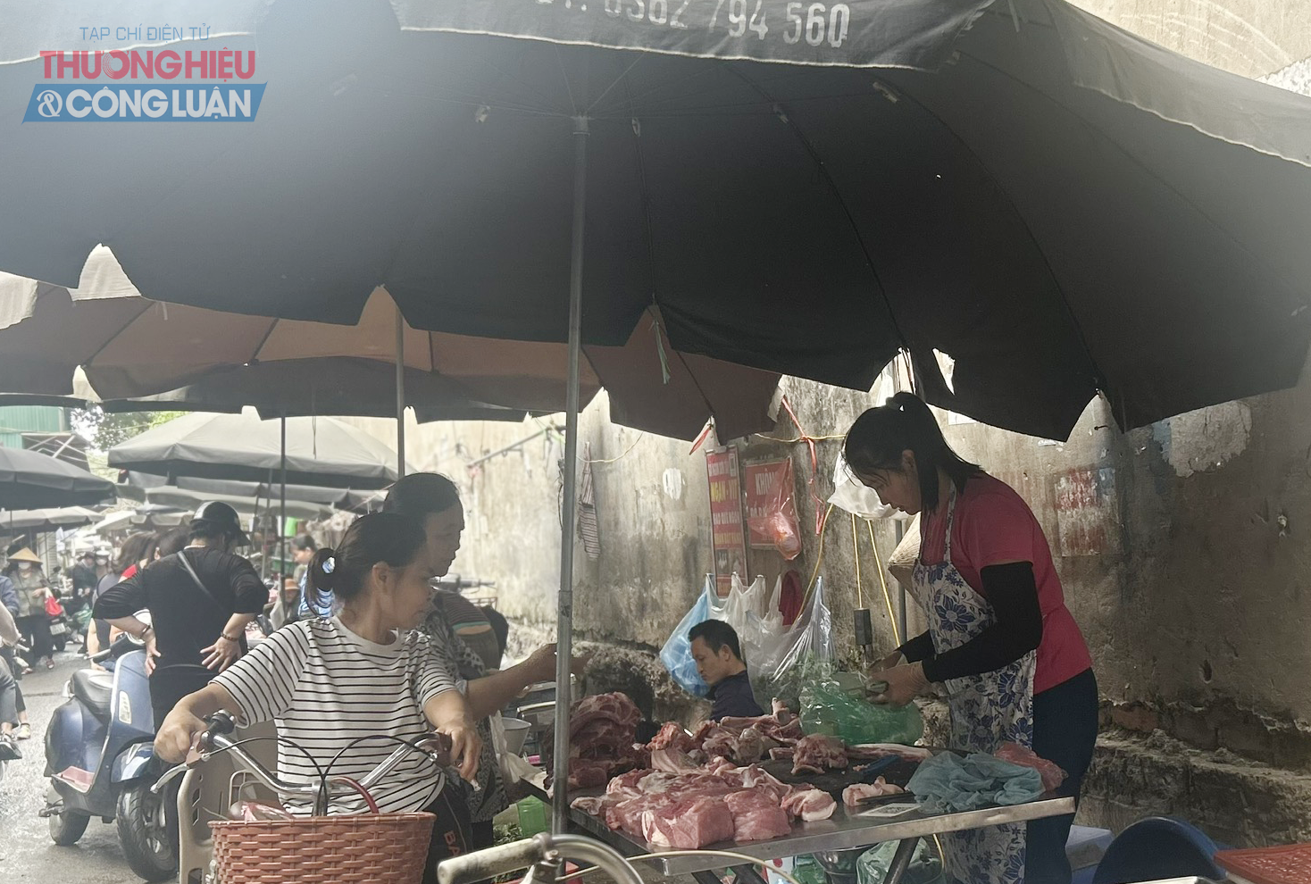 Hình ảnh ghi nhận tại một chợ khu vực Cầu Giấy, Hà Nội.