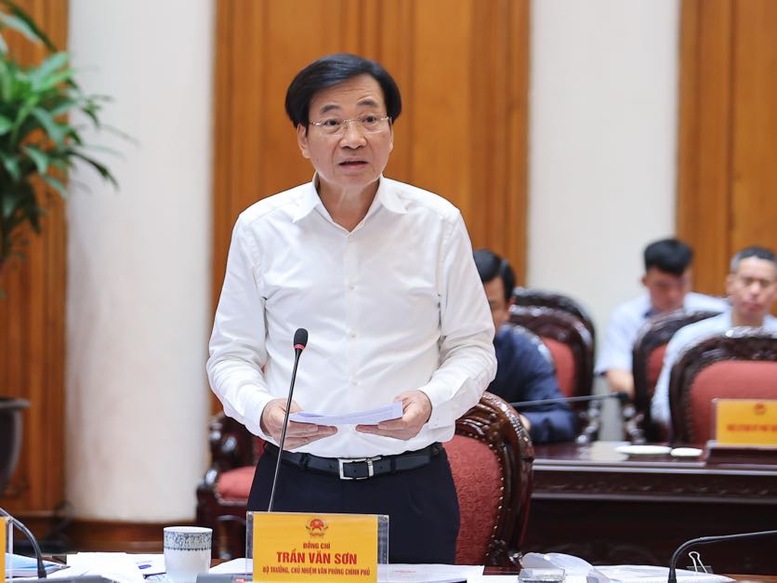 Bộ trưởng, Chủ nhiệm Văn phòng Chính phủ Trần Văn Sơn phát biểu tại cuộc họp - Ảnh: VGP/Nhật Bắc Bộ trưởng, Chủ nhiệm Văn phòng Chính phủ Trần Văn Sơn phát biểu tại cuộc họp - Ảnh: VGP/Nhật Bắc