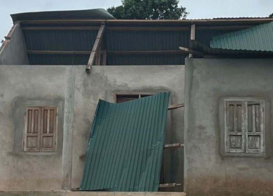 Quảng Trị có 1 nhà bị sập và 23 nhà tốc mái do ảnh hơn bão số 3.