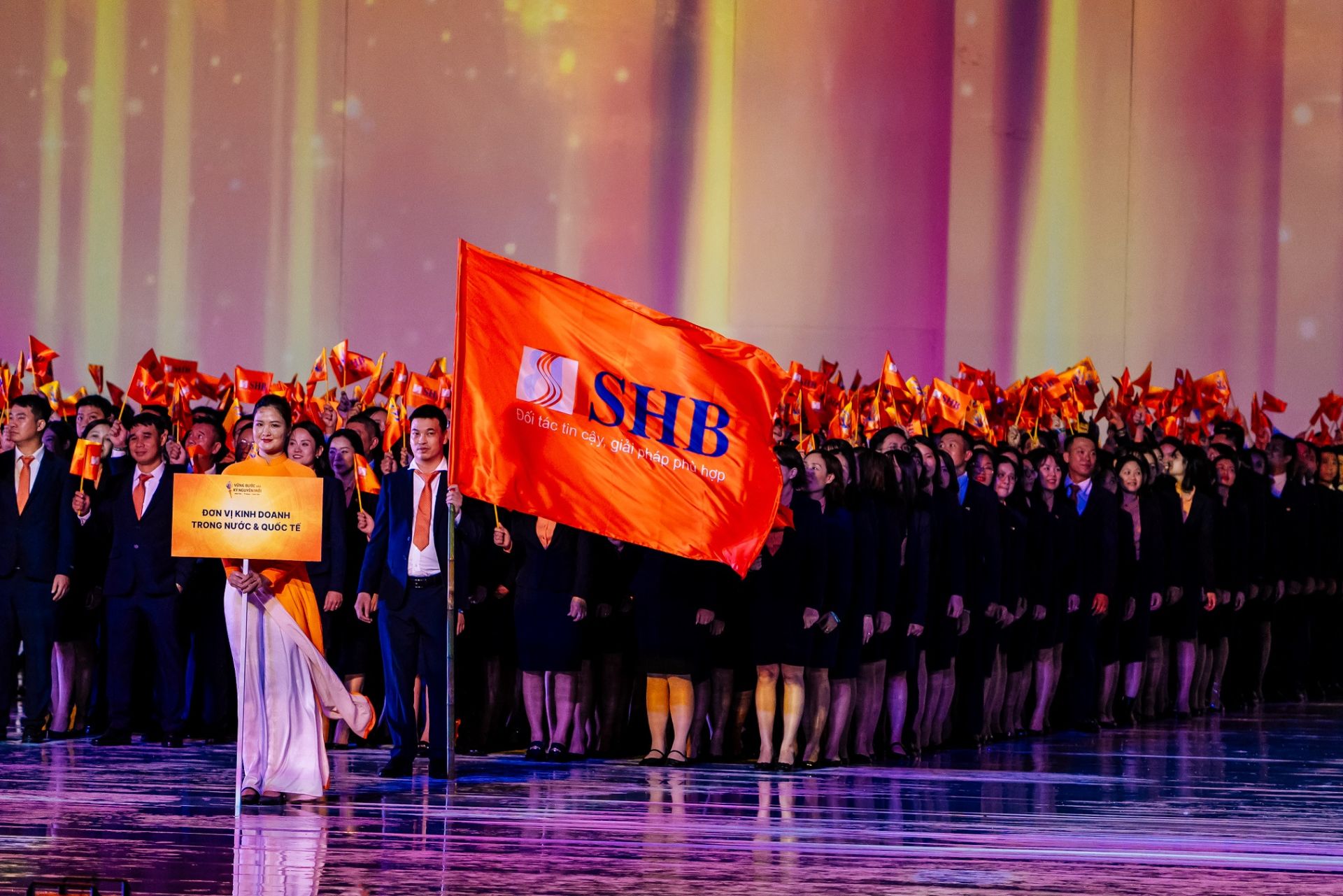 Ngày hội Văn hóa “Vững bước vào kỷ nguyên mới” là niềm tự hào của người SHB