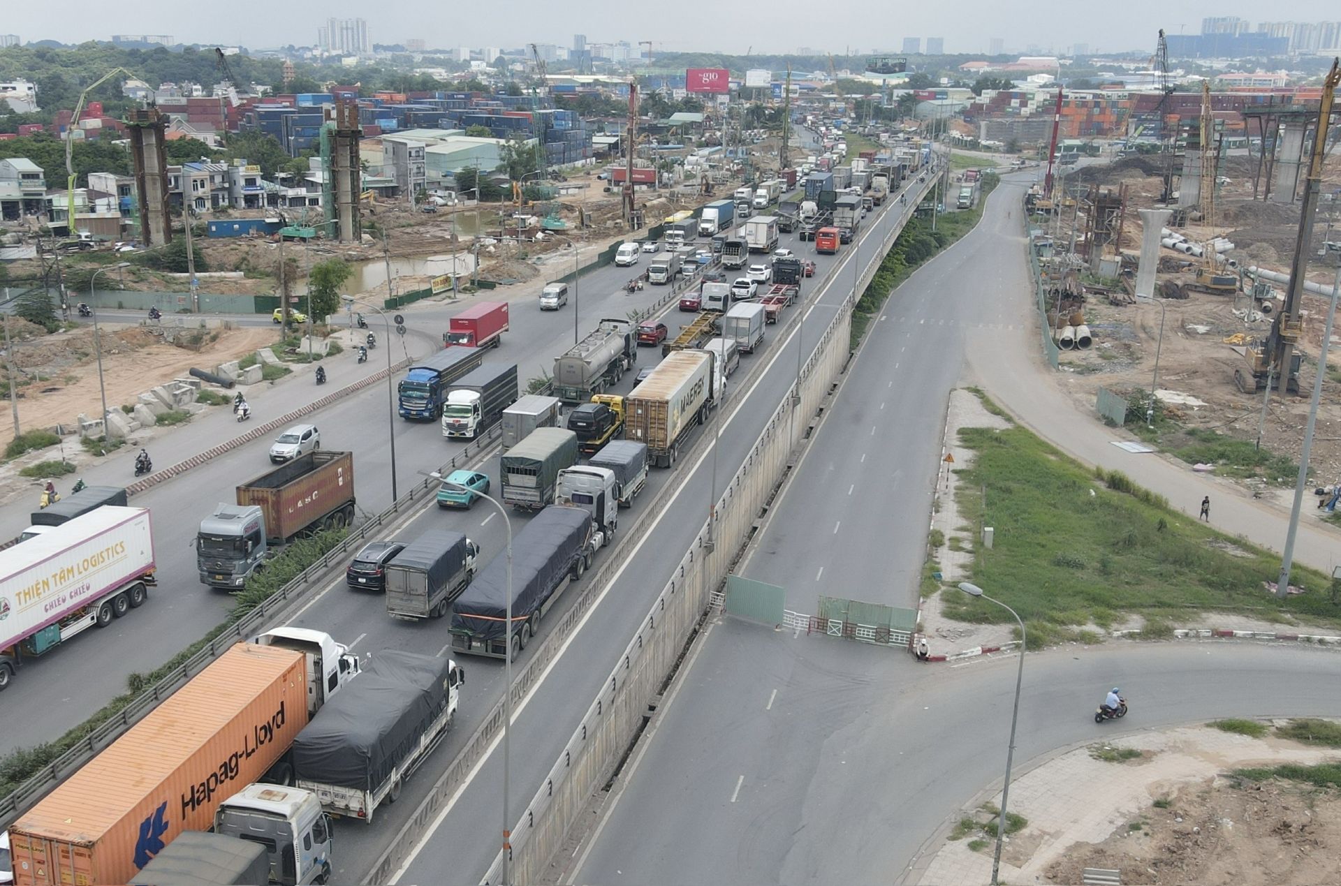 TP. Hồ Chí Minh đưa giải pháp gỡ kẹt xe nút giao Tân Vạn