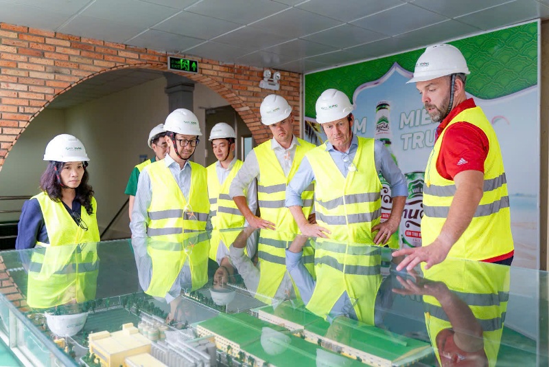 Dự án mở rộng nhà máy Phú Bài thể hiện cam kết bền vững lâu dài của Carlsberg tại Việt Nam. Dự án mở rộng nhà máy Phú Bài thể hiện cam kết bền vững lâu dài của Carlsberg tại Việt Nam.