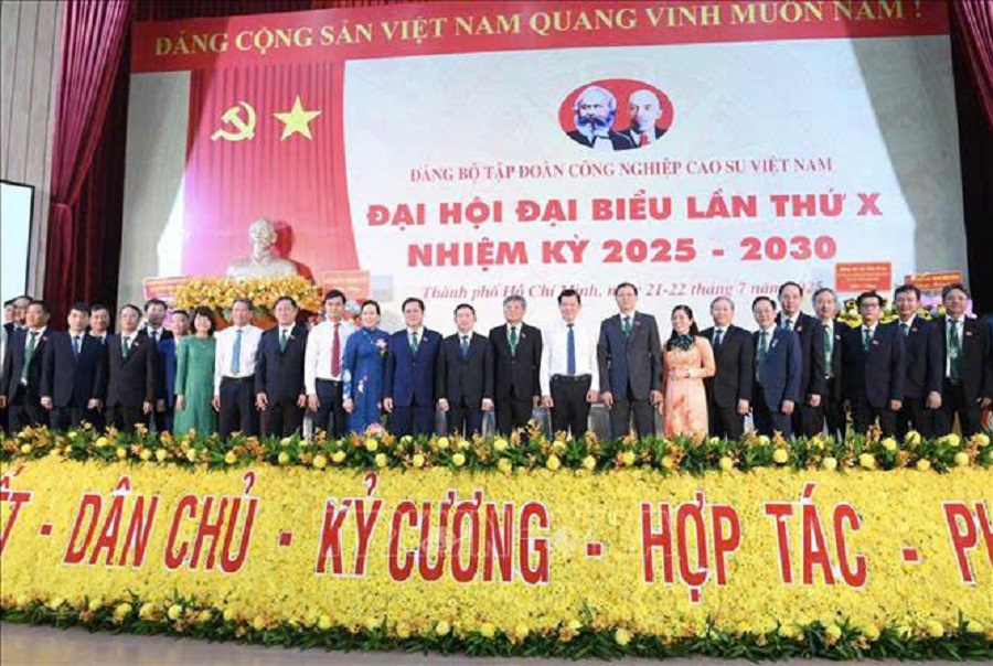 Ban chấp hành Đảng bộ Tập đoàn Công nghiệp Cao su Việt Nam nhiệm kỳ 2025 - 2030 ra mắt đại hội. Ban chấp hành Đảng bộ Tập đoàn Công nghiệp Cao su Việt Nam nhiệm kỳ 2025 - 2030 ra mắt đại hội.
