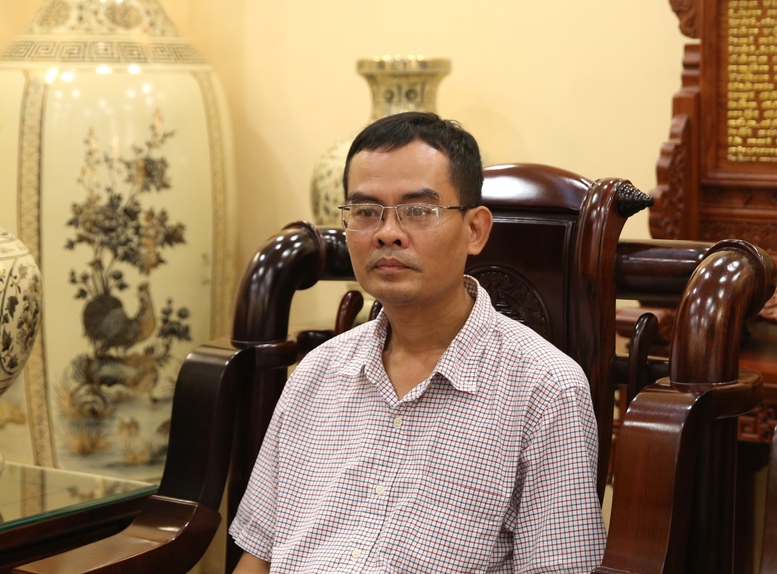 Trong hành trình “Đi tìm liệt sỹ”, anh Lâm Hồng Tiên cho biết, các anh gặp nhiều thuận lợi, nhận được sự hỗ trợ, giúp đỡ, tạo điều kiện của các cơ quan chức năng - Ảnh: VGP/Nguyễn Hoàng Trong hành trình “Đi tìm liệt sỹ”, anh Lâm Hồng Tiên cho biết, các anh gặp nhiều thuận lợi, nhận được sự hỗ trợ, giúp đỡ, tạo điều kiện của các cơ quan chức năng - Ảnh: VGP/Nguyễn Hoàng