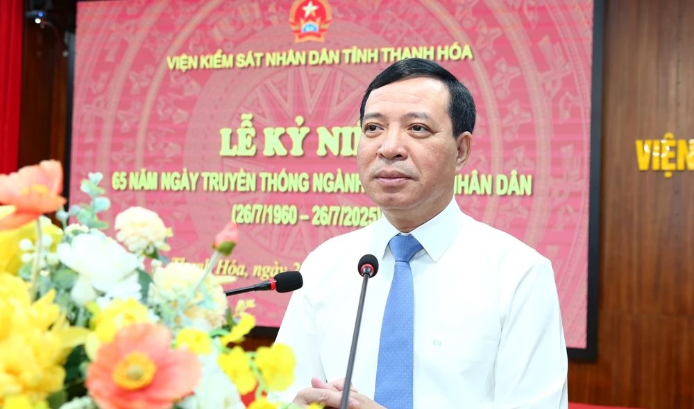 Ông Lại Thế Nguyên, Phó Bí thư Thường trực Tỉnh ủy, Chủ tịch HĐND tỉnh, Trưởng Đoàn ĐBQH tỉnh phát biểu tại buổi lễ kỷ niệm.