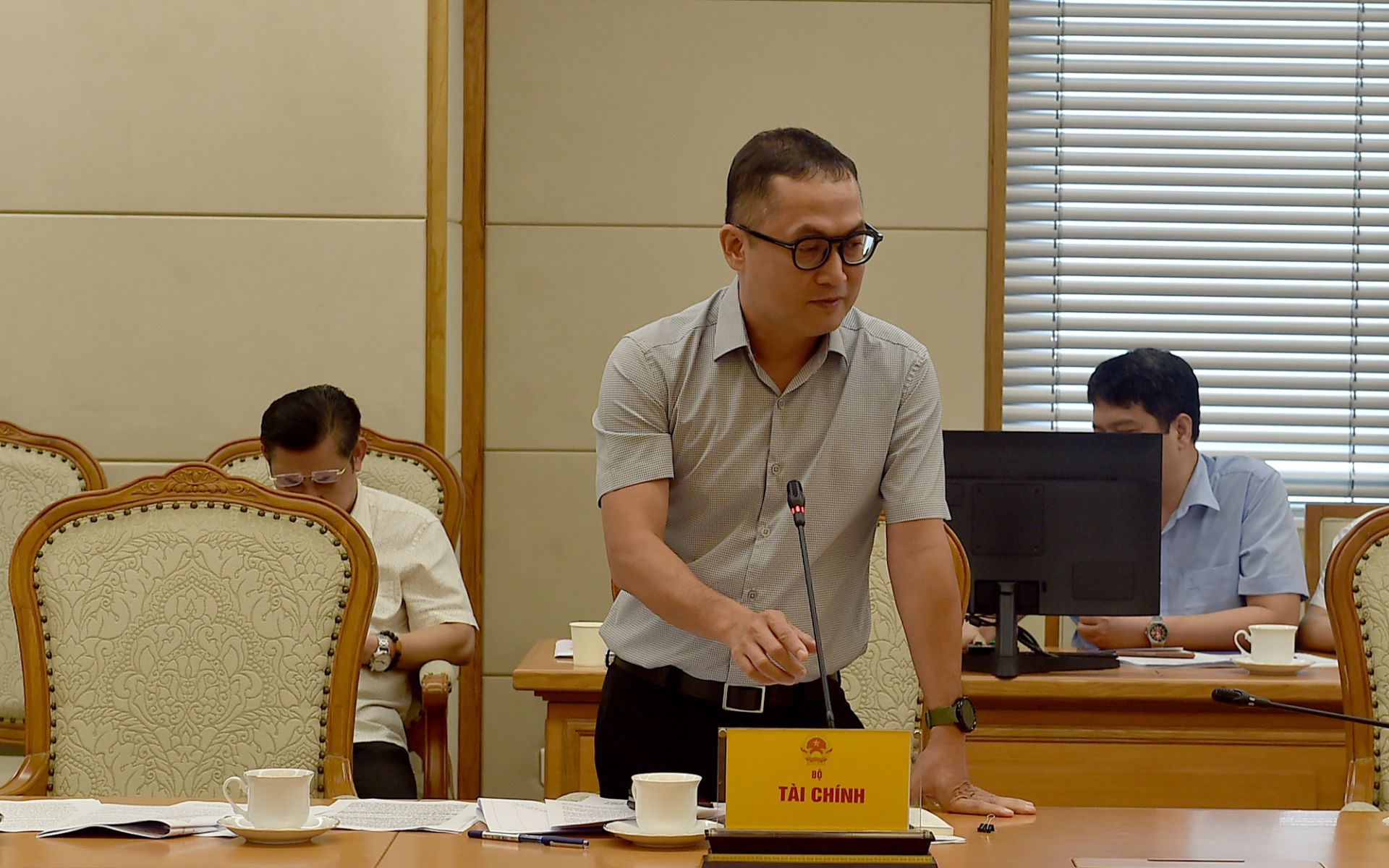 Các bộ, ngành, địa phương phát biểu tại phiên họp - Ảnh: VGP/Minh Khôi