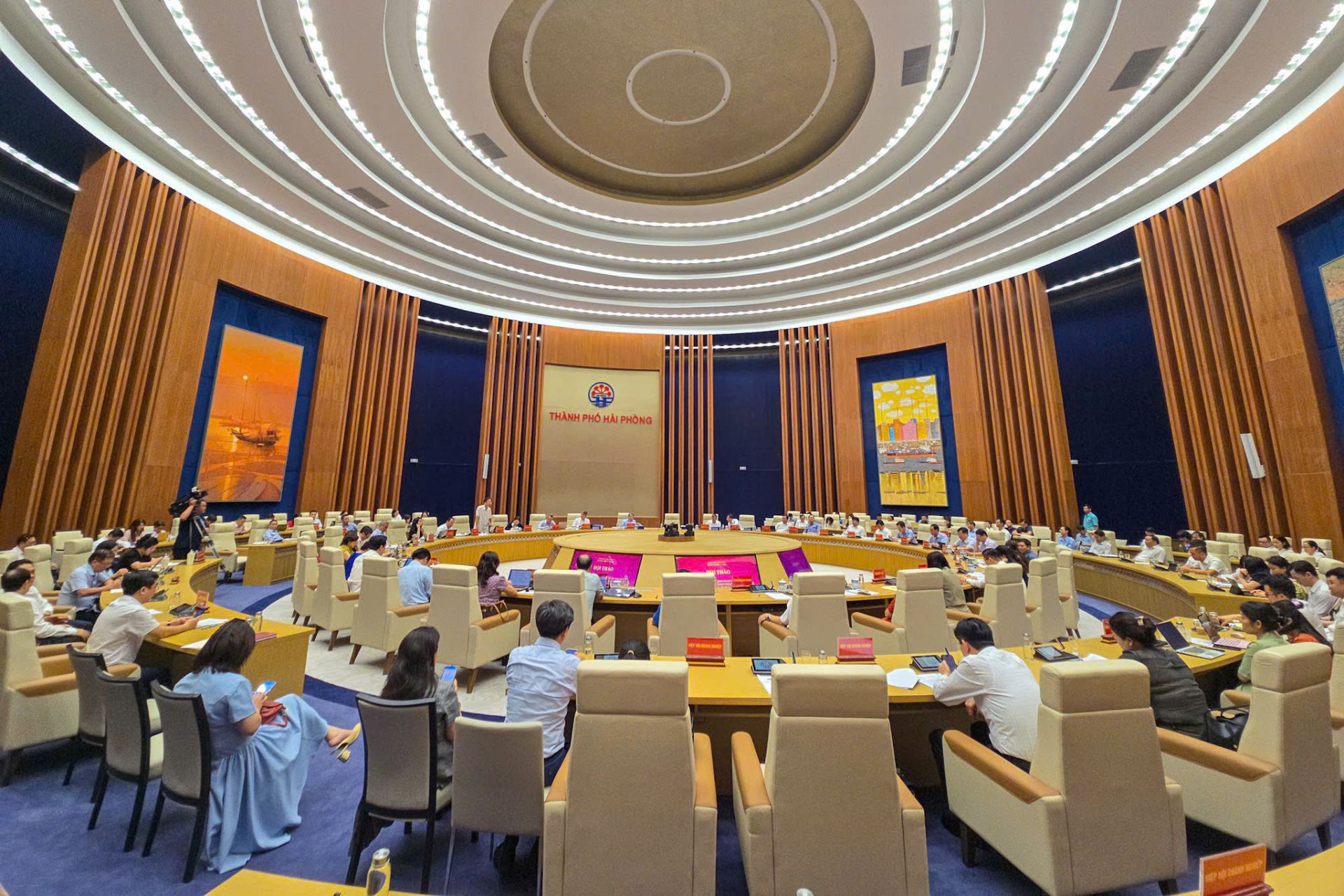 Hội thảo “Trao đổi, lấy ý kiến đối với kết quả rà soát, đề xuất giải pháp hoàn thiện pháp luật để tháo gỡ khó khăn, vướng mắc do quy định pháp luật”