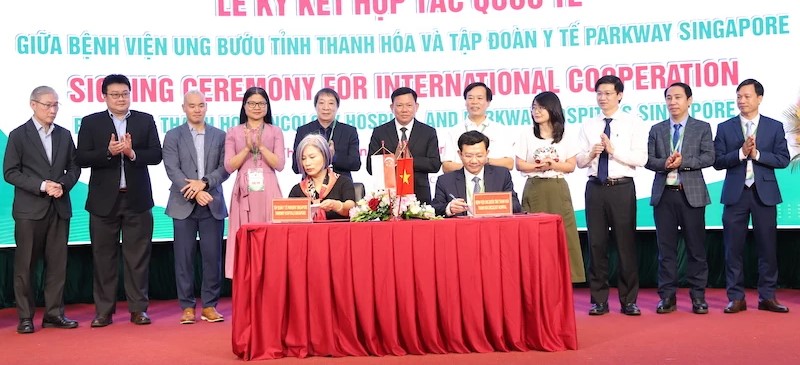 Bệnh viện Ung bướu tỉnh Thanh Hóa và Tập đoàn y tế Parkway Singaporeký kết Biên bản ghi nhớ hợp tác. Bệnh viện Ung bướu tỉnh Thanh Hóa và Tập đoàn y tế Parkway Singaporeký kết Biên bản ghi nhớ hợp tác.