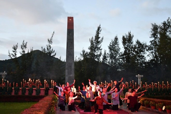 Một chương trình văn nghệ trang trọng tổ chức tại Côn Đảo