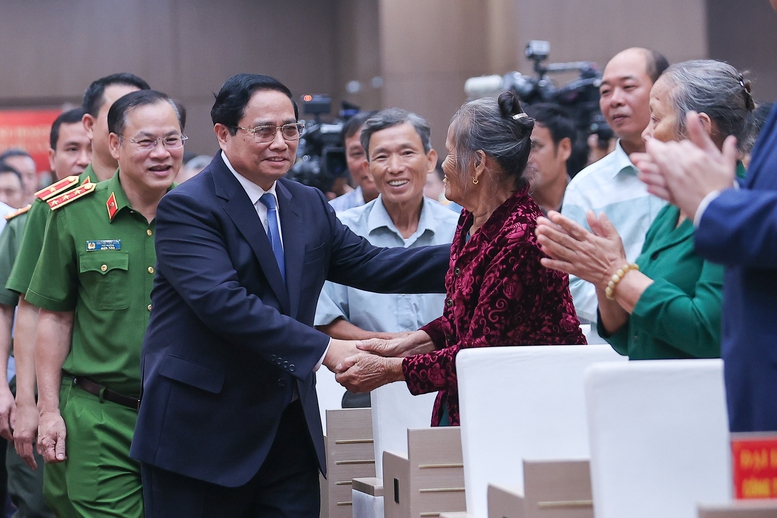 Thủ tướng Phạm Minh Chính: Quy tập hài cốt, xác minh danh tính liệt sĩ "khó mấy cũng phải làm và làm bằng cả trái tim"