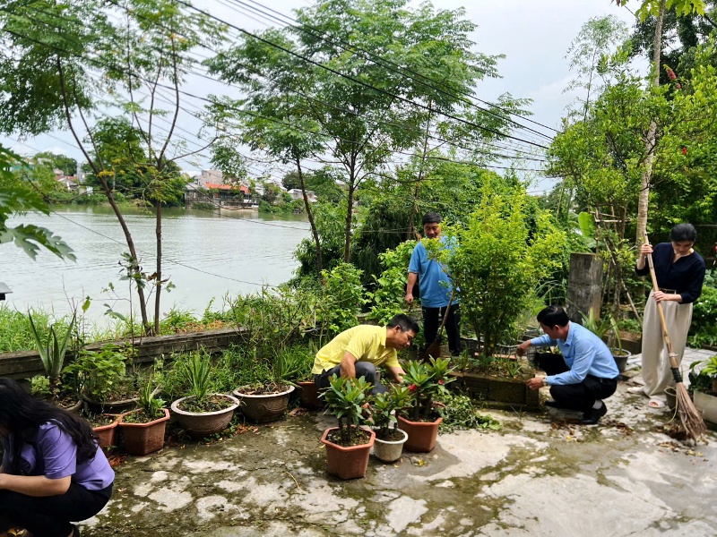 chung tay dọn dẹp vệ sinh nhà thương binh chung tay dọn dẹp vệ sinh nhà thương binh
