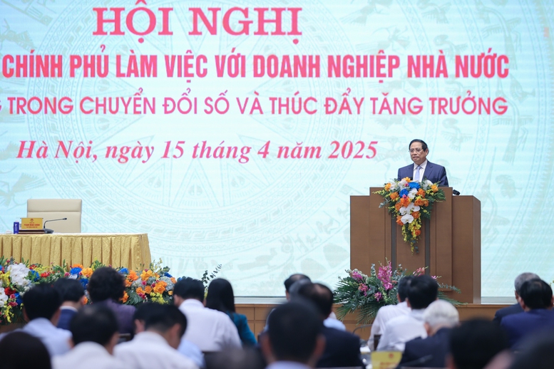 Thủ tướng Phạm Minh Chính: Doanh nghiệp nhà nước phải xông pha hơn nữa, tiên phong chuyển đổi số và thúc đẩy tăng trưởng - Ảnh VGP/Nhật Bắc