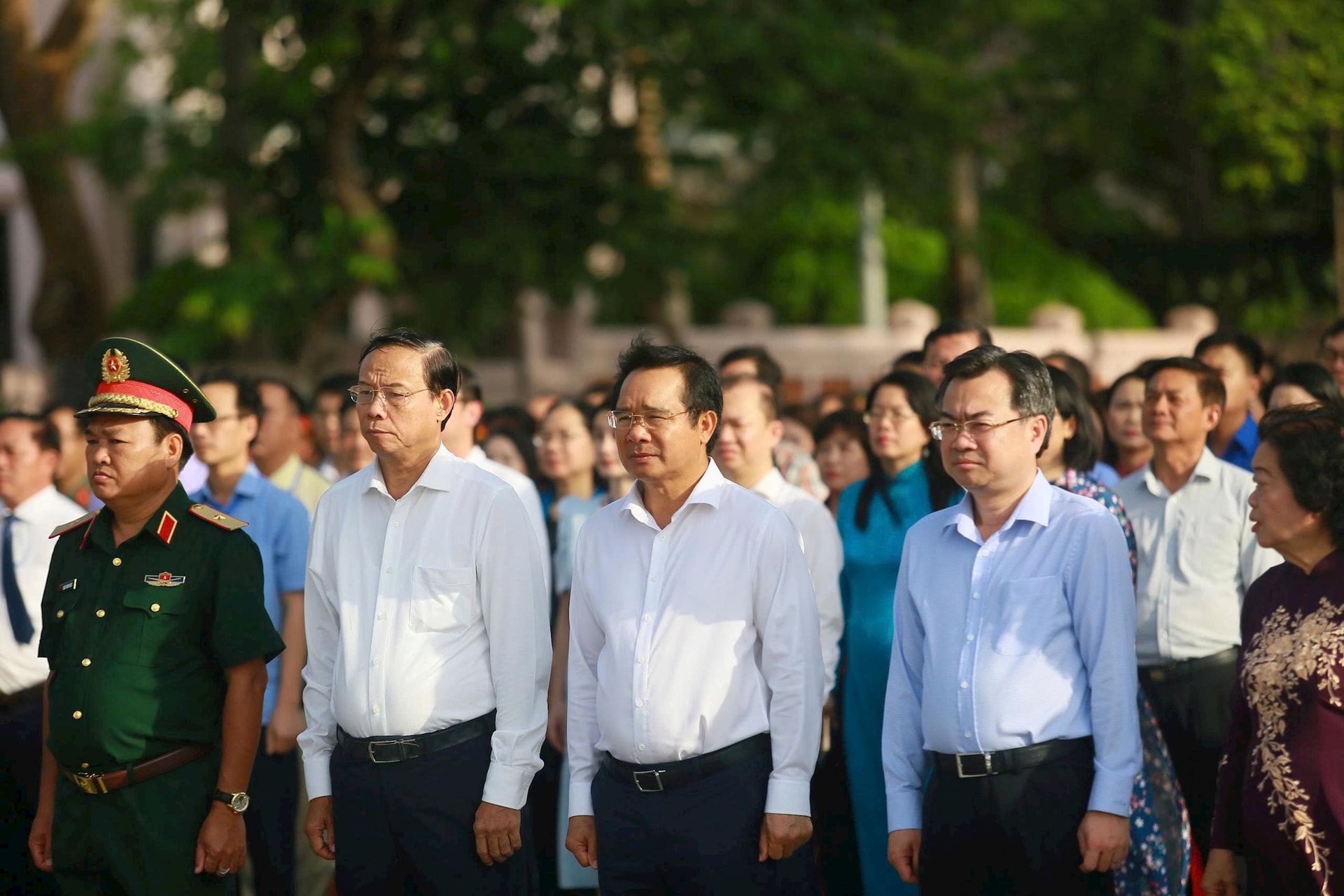 Đoàn lãnh đạo TP. HCM thăm, tri ân người có công tại đặc khu Côn Đảo