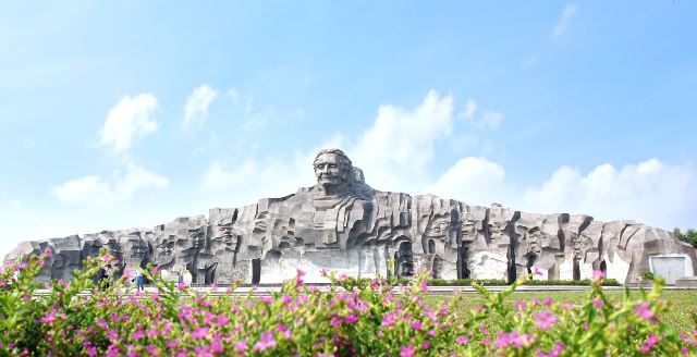 Những biểu tượng đẹp, nhân văn về Mẹ Việt Nam anh hùng