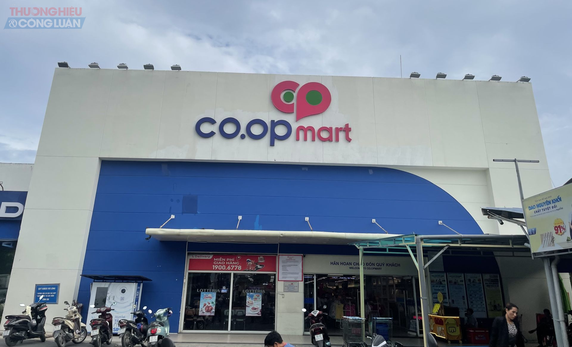 Saigon Co.op, Satra, MM Mega Market, LOTTE Mart, AEON Mall, Bách Hóa Xanh… là một trong những đơn vị triển khai tích xanh điện tử