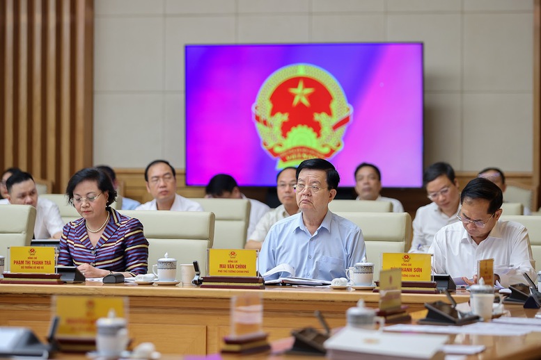 Các Phó Thủ tướng và đại biểu tham dự hội nghị - Ảnh: VGP/Nhật Bắc Các Phó Thủ tướng và đại biểu tham dự hội nghị - Ảnh: VGP/Nhật Bắc