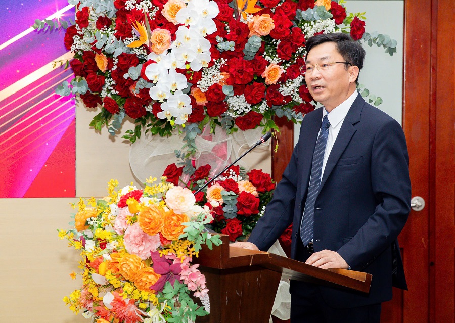 Thiếu tướng Trương Sơn Lâm - Chủ tịch Hội đồng thành viên MobiFone phát biểu tại lễ ký kết