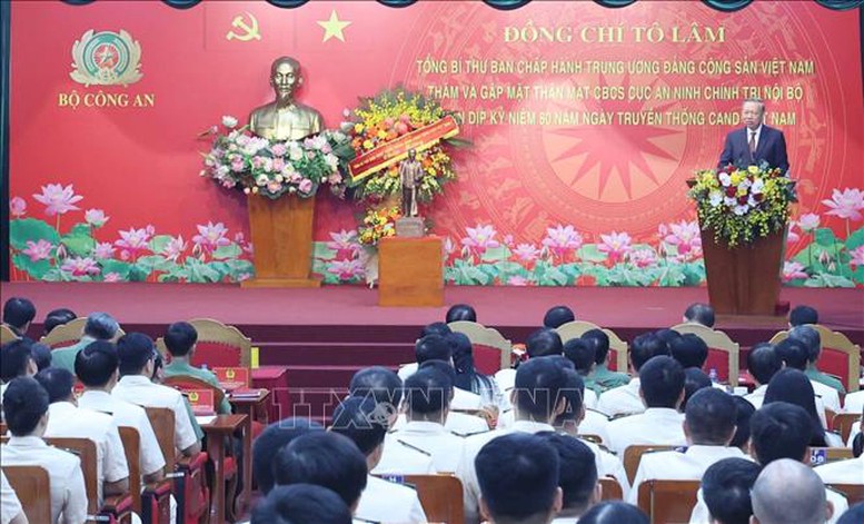 Tổng Bí thư: Đổi mới mạnh mẽ tư duy, cách thức triển khai bảo vệ an ninh chính trị nội bộ